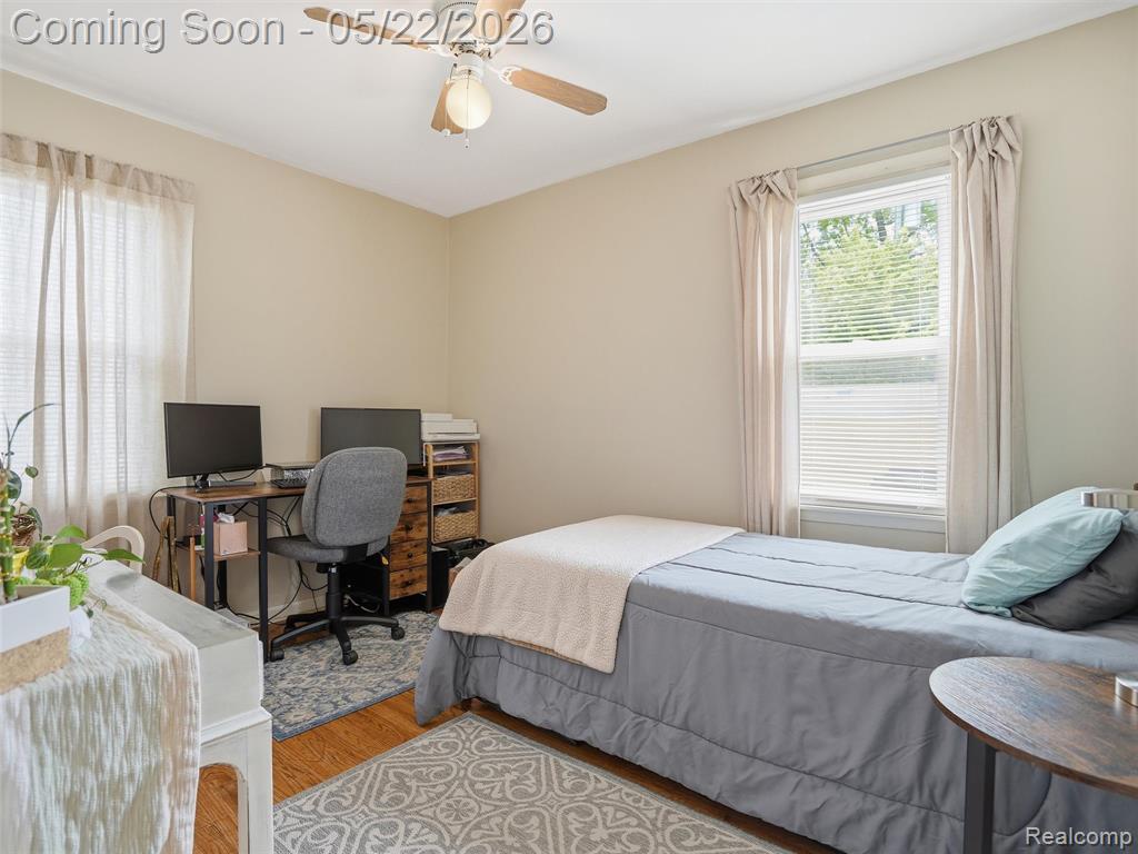 504 E Hudson Avenue, Madison Heights, MI 48071 — Photo 17