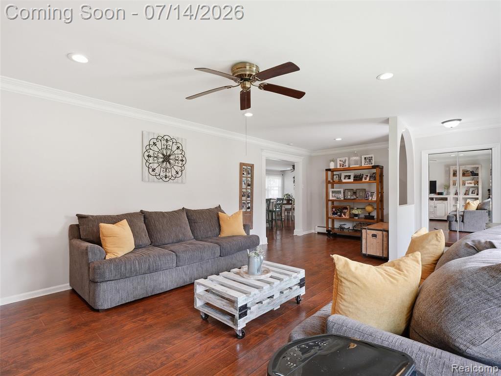 39582 Burton Drive, Novi, MI — Photo 7
