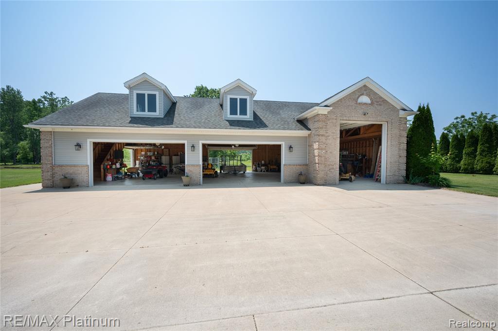 8922 McClements Road, Brighton, MI 48114 — Photo 15