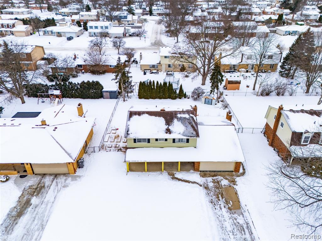 39563 Cadborough Drive, Clinton Twp, MI 48038 — Photo 35