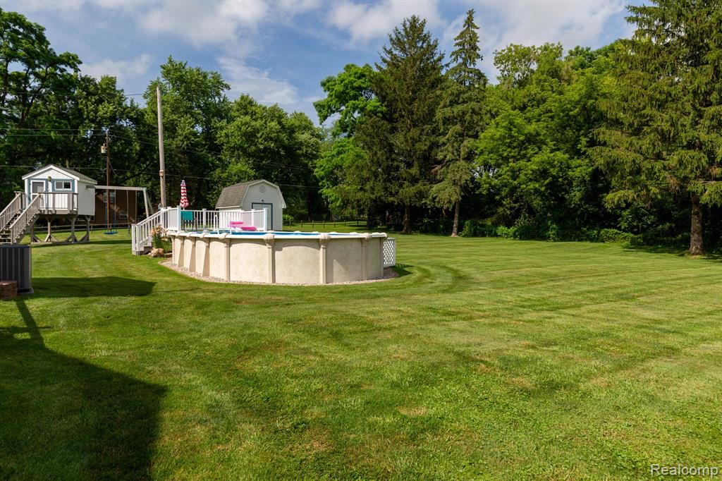 9026 Woodside Road, Northville, MI 48167 — Photo 42