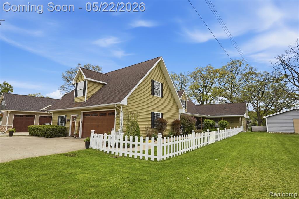 16263 S Seymour Road, Linden, MI 48451