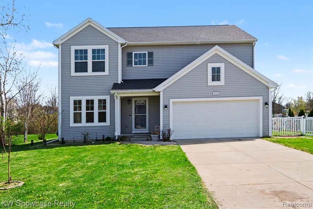 4339 Pebble Creek Boulevard, Grand Blanc, MI 48439 — Photo 2
