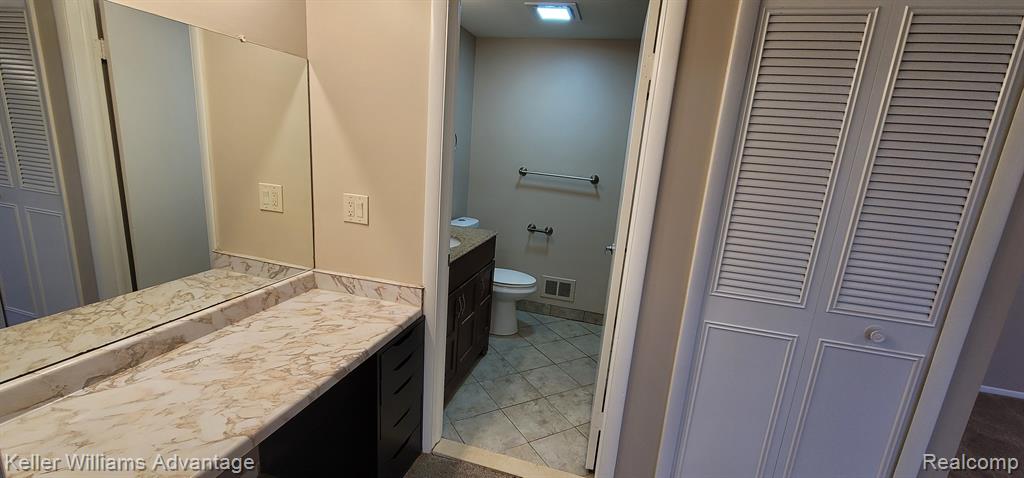 7416 Azalea Court, West Bloomfield, MI — Photo 19