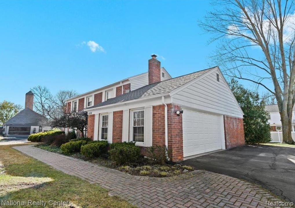 5888 Red Coat Lane, West Bloomfield, MI — Photo 3