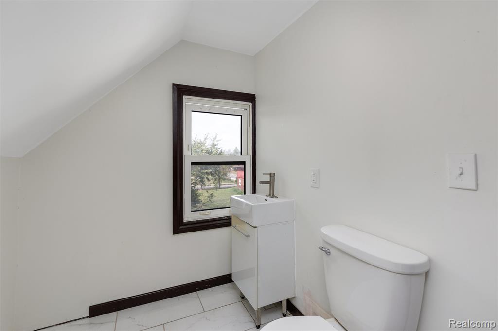 89 Hague Street, Detroit, MI 48202 — Photo 24