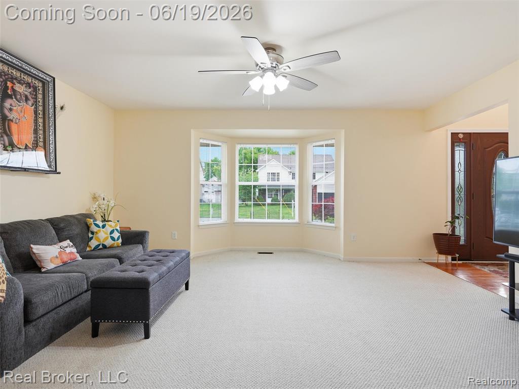 6729 Eckerman Drive, Troy, MI 48085 — Photo 15