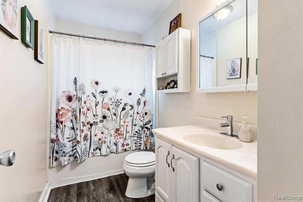 9101 ARLINGTON Drive, Ypsilanti, MI 48198 — Photo 19