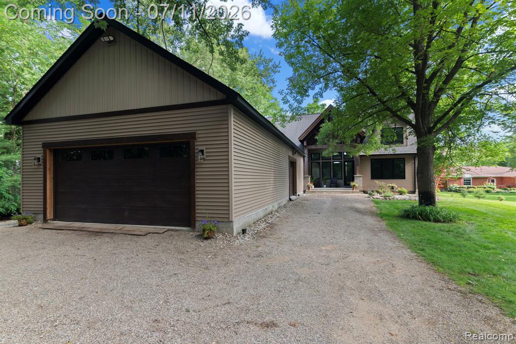 11590 Sumpter Drive, South Lyon, MI 48178 — Photo 10