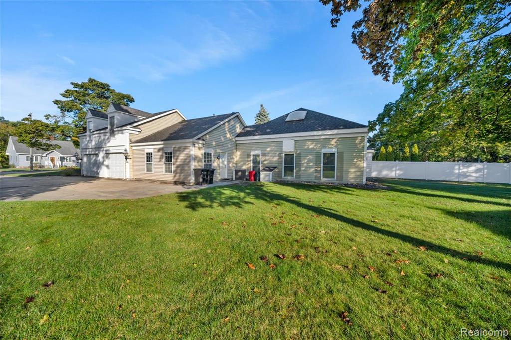 26 N Beck Street, Sebewaing, MI 48759 — Photo 12
