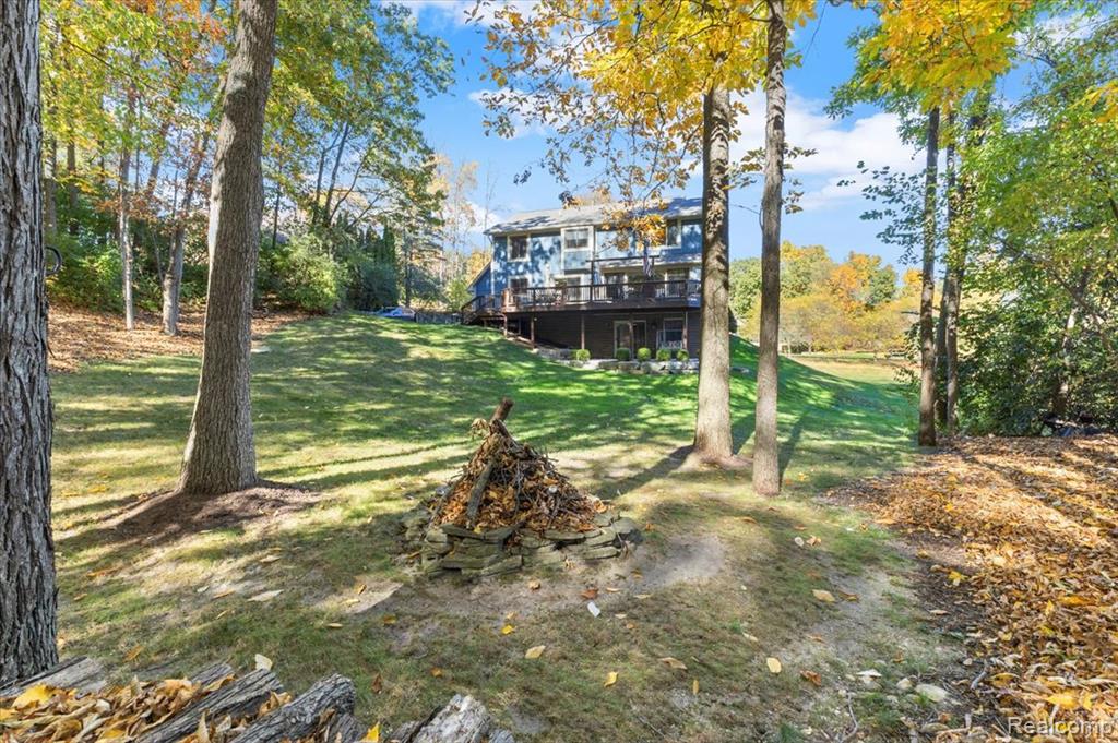 9755 Forest Ridge Drive, Clarkston, MI 48348 — Photo 54