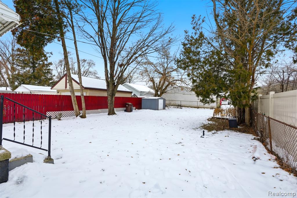 4654 Gloria Street, Wayne, MI 48184 — Photo 18