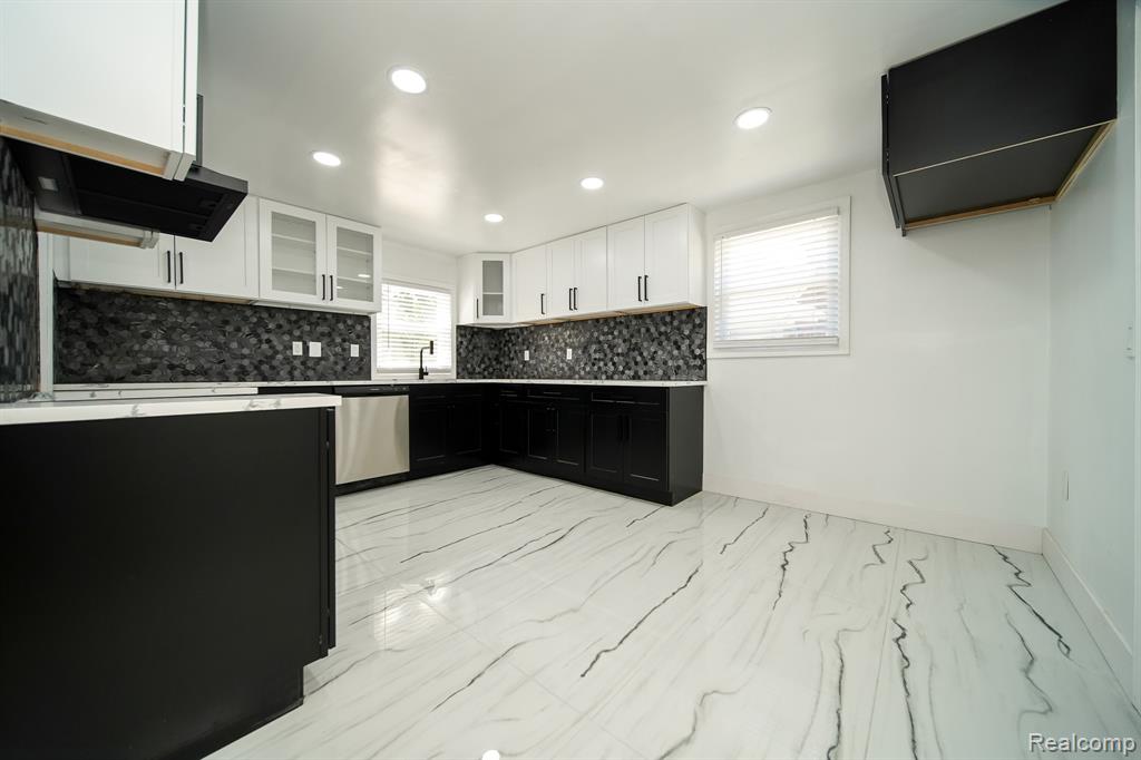243 Newport Street, Detroit, MI 48215 — Photo 20