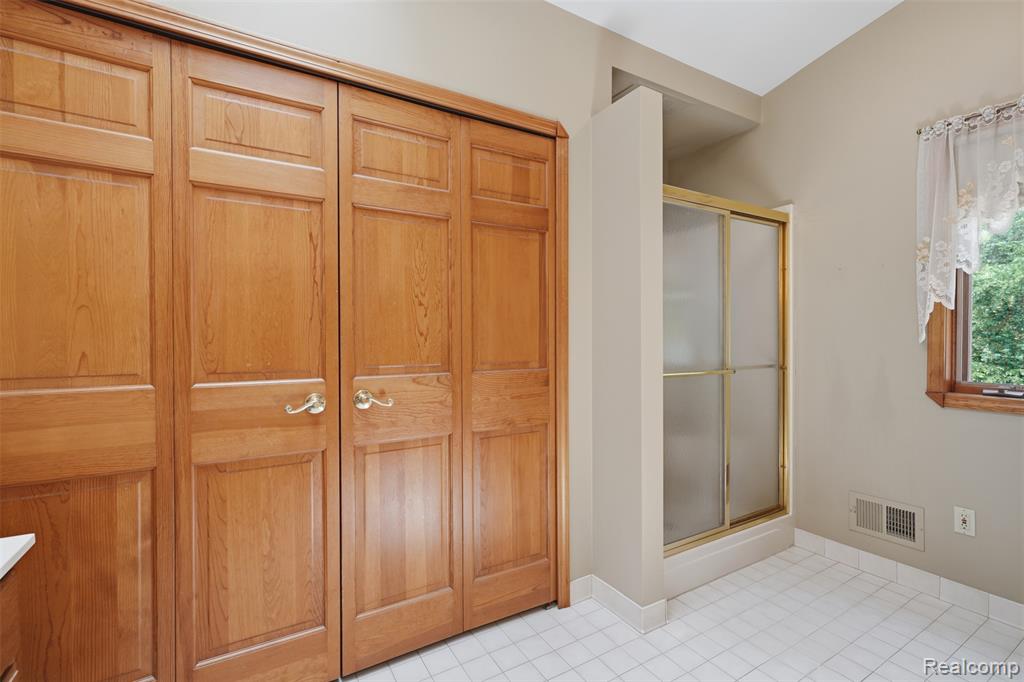 27967 Galien Drive, South Lyon, MI 48178 — Photo 31