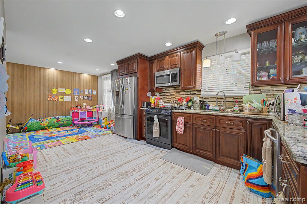 5524 Maple Street, Dearborn, MI 48126 — Photo 12