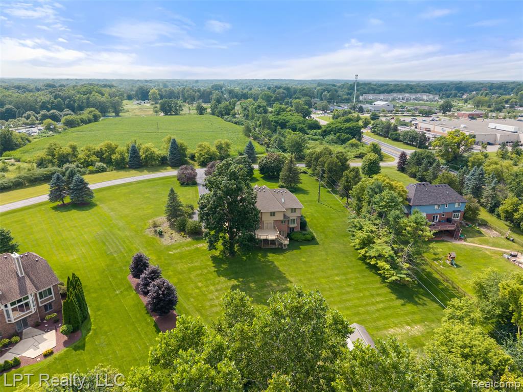 9968 Tuscany Valley Way, South Lyon, MI 48178 — Photo 60