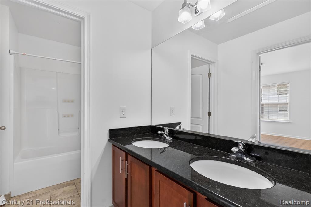 2042 Decker Road, Walled Lake, MI 48390 — Photo 35