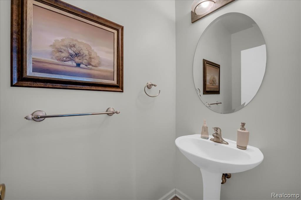 23450 Ridgeview Street, Taylor, MI 48180 — Photo 21