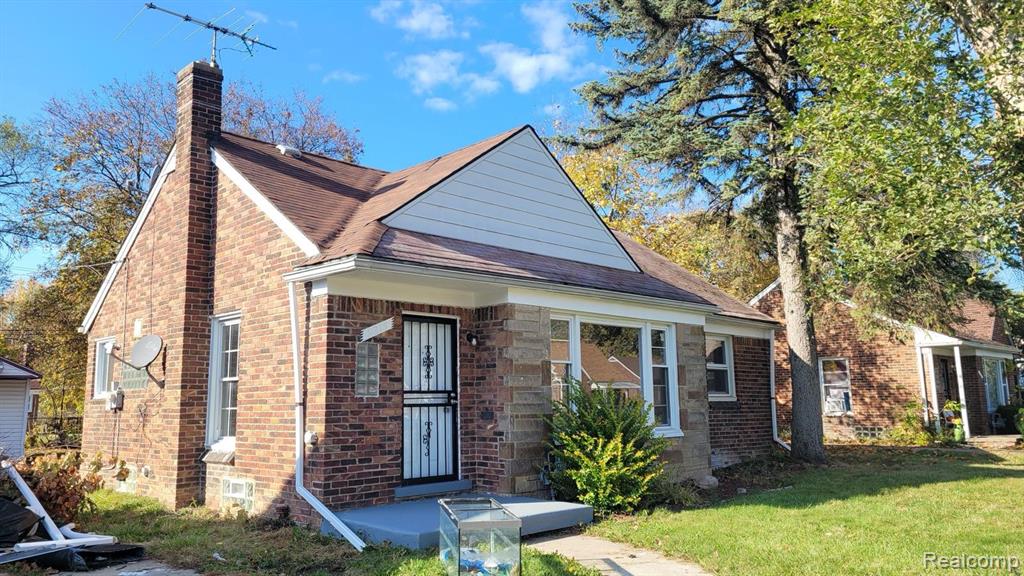9215 Grandville Avenue, Detroit, MI 48228 — Photo 2