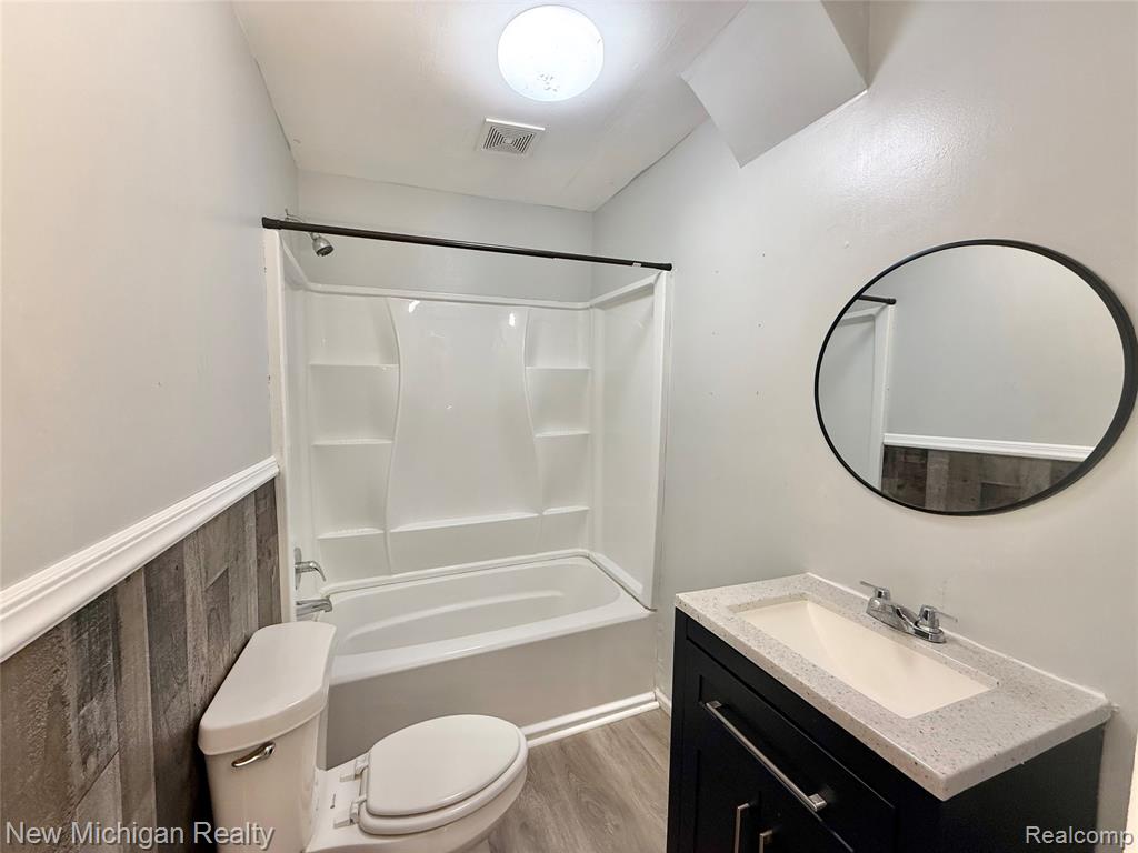 300 Georgia Drive, Lapeer, MI 48446 — Photo 14