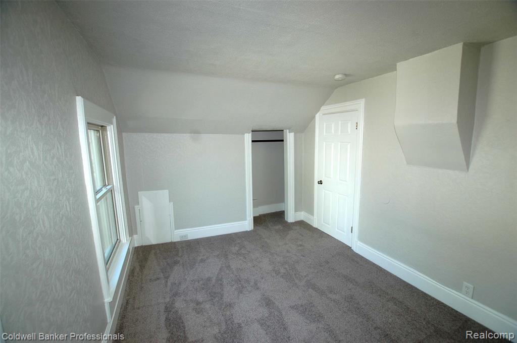 706 N Main Street, Lapeer, MI 48446 — Photo 20