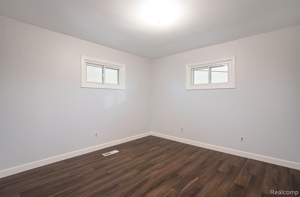 5170 GLEASON Road, Emmett, MI 48022 — Photo 12