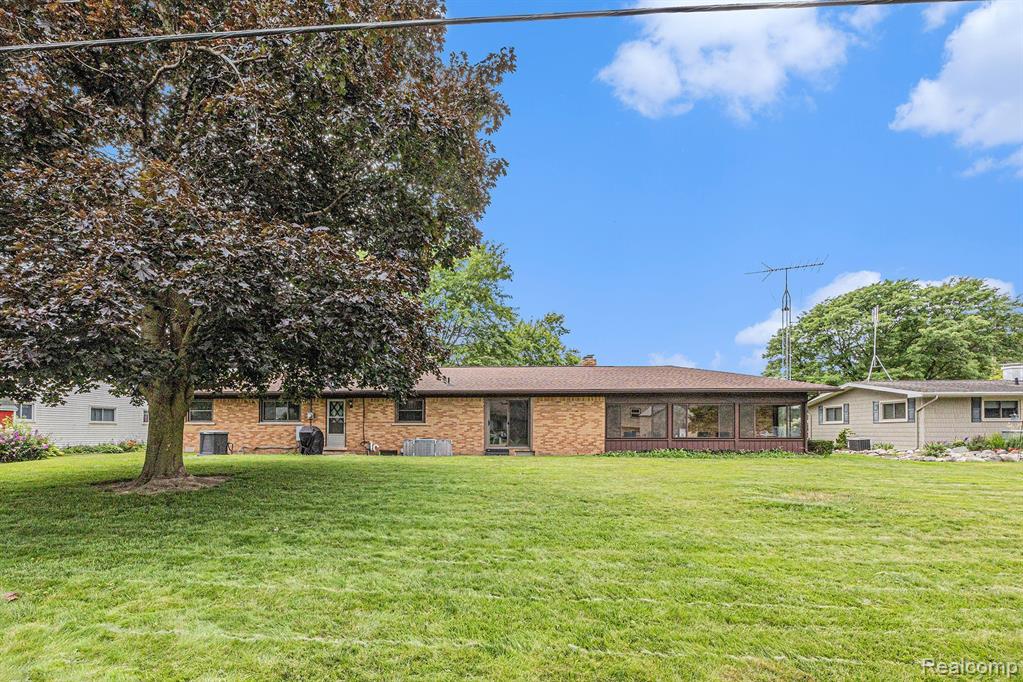 550 N GLASSFORD Street, Capac, MI 48014 — Photo 25