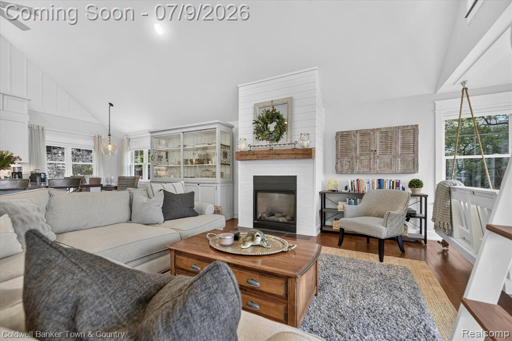 3762 Noble, Brighton, MI 48116 — Photo 11