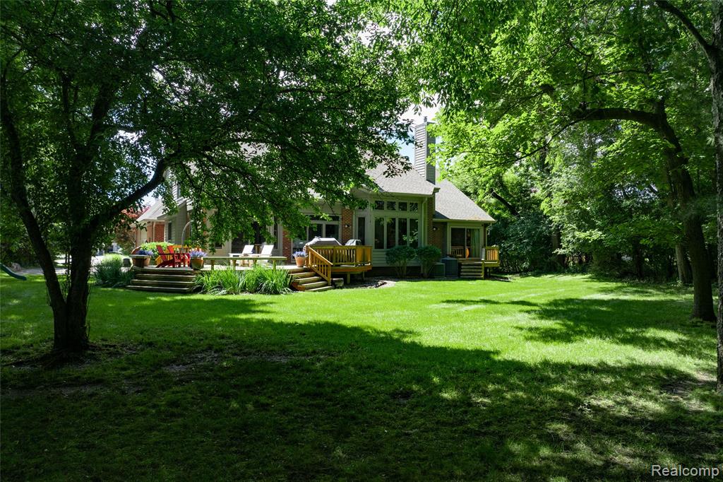 7422 Autumn Hill Drive, West Bloomfield, MI 48323 — Photo 3
