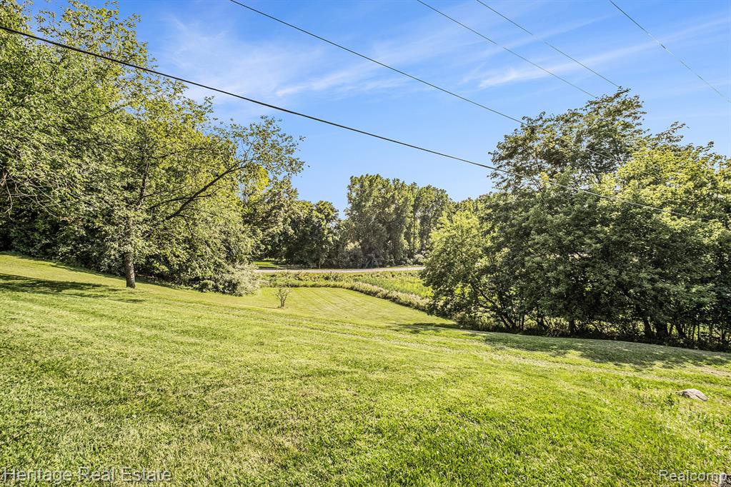 3976 Mitchell Road, Lapeer, MI 48446 — Photo 25