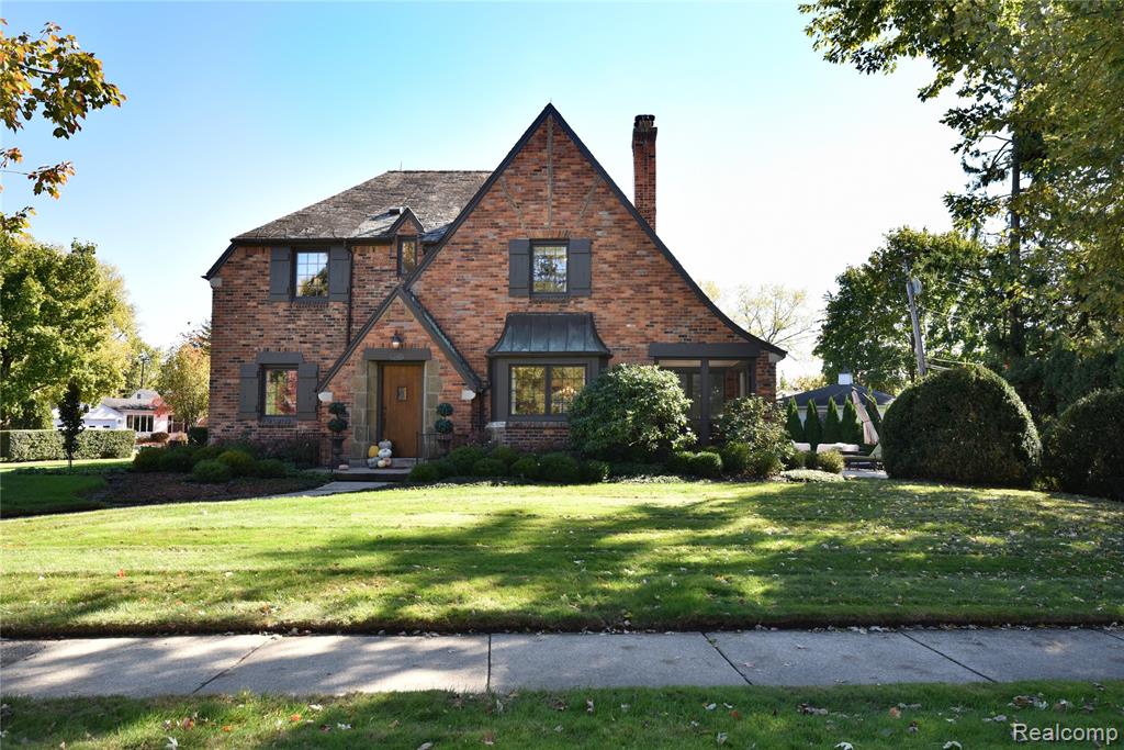 32470 Norchester Street, Beverly Hills, MI 48025 — front exterior
