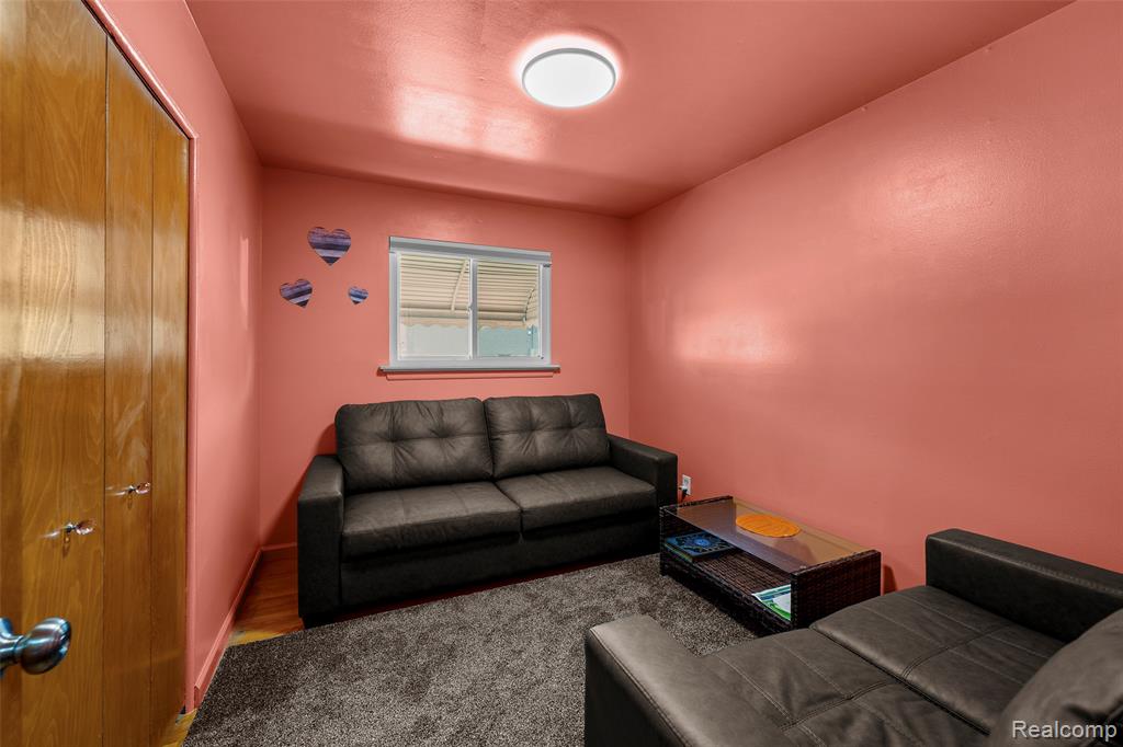 5634 N Lafayette Street, Dearborn Heights, MI 48127 — Photo 18