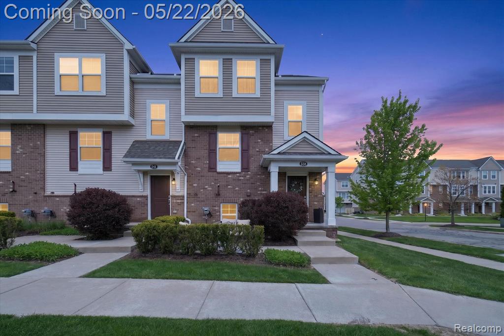 238 Center Boulevard, Wixom, MI 48393 — front exterior