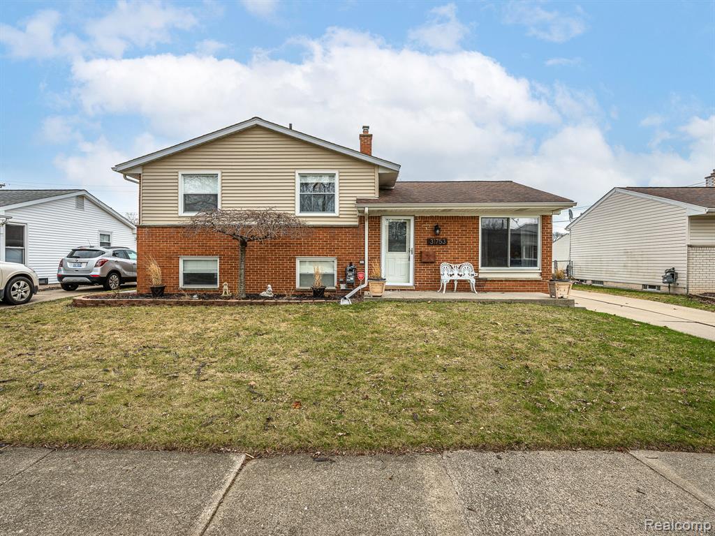 31753 Hazel Street, Rockwood, MI — front exterior