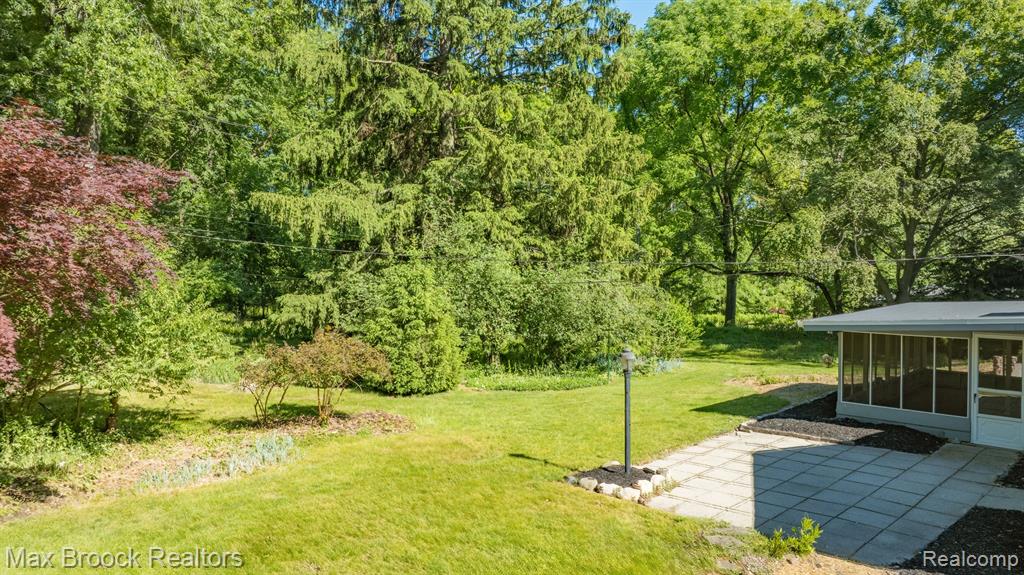 6041 EASTMOOR Road, Bloomfield Hills, MI 48301 — Photo 37