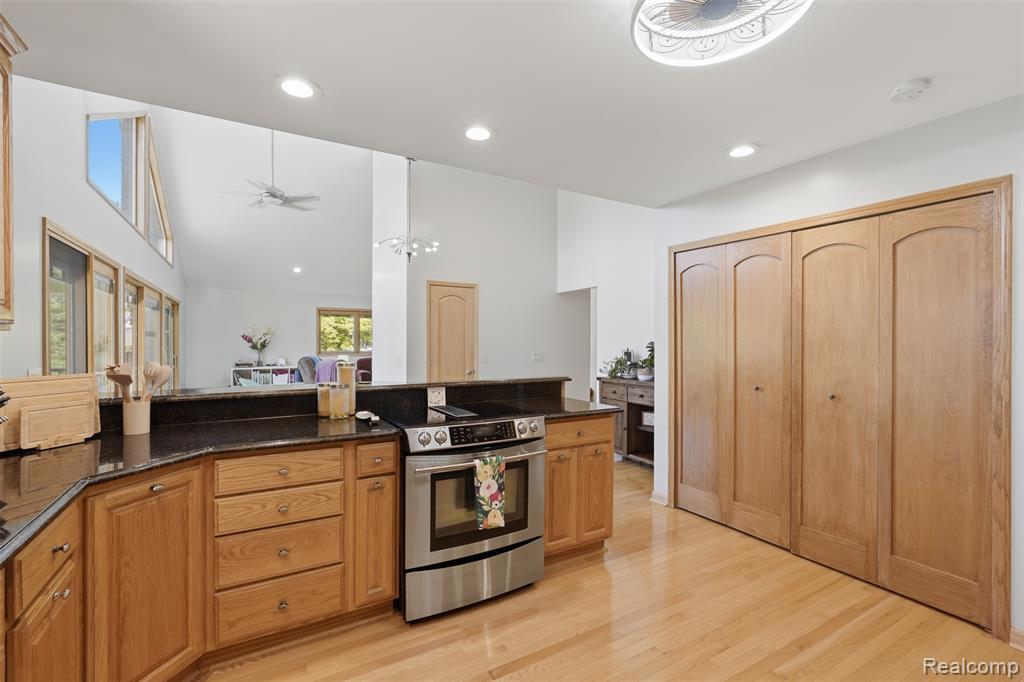 7477 Ore Knob Drive, Fenton, MI 48430 — Photo 16
