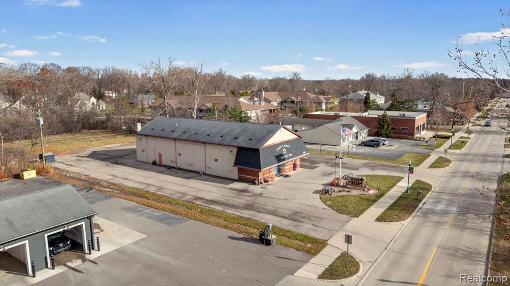 8840 Macomb Street, Grosse Ile, MI 48138 — Photo 25