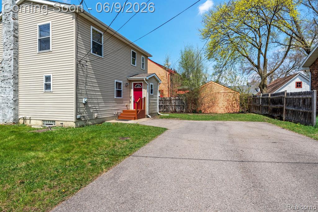 3260 SASHABAW Road, Waterford, MI — Photo 4