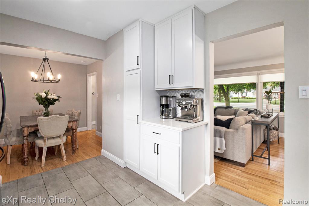 8873 S Main Street, Plymouth, MI 48170 — Photo 10