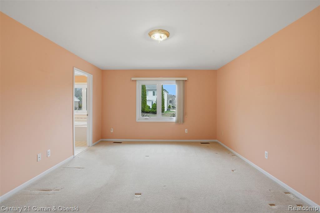 43612 Hoptree Drive, Sterling Heights, MI 48314 — Photo 20