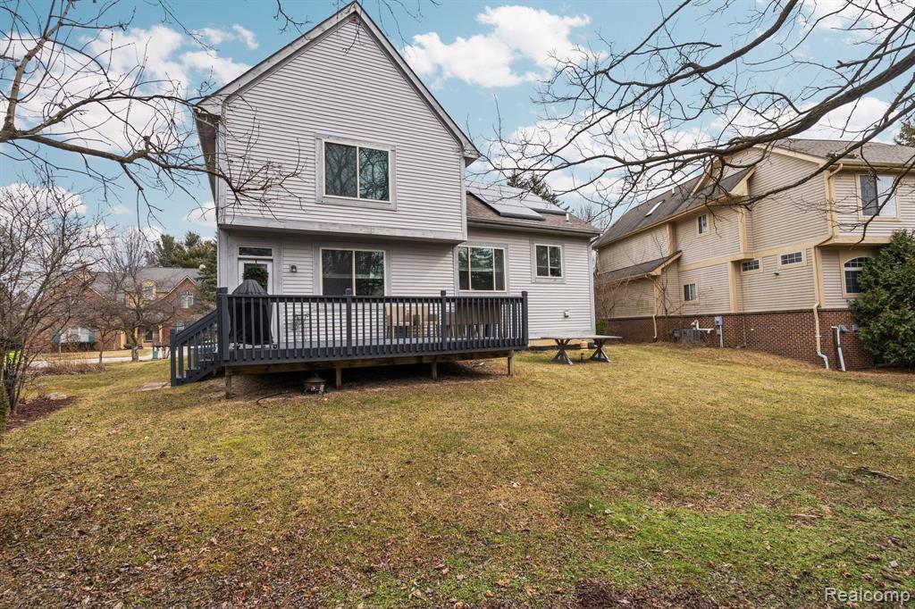 5617 VERSAILLES Avenue, Ann Arbor, MI 48103 — Photo 2