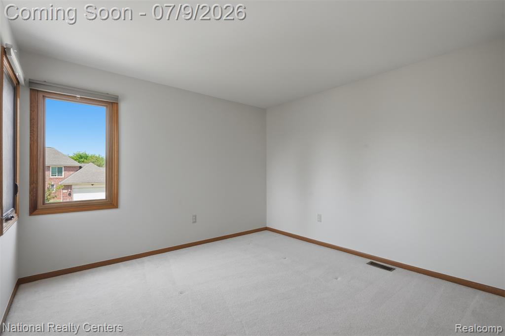6860 Bridgemont Drive, Canton, MI 48187 — Photo 25