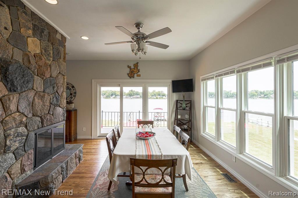 6768 HATCHERY Road, Waterford, MI 48327 — Photo 28