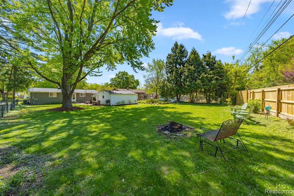 2710 Radcliffe Avenue, Ann Arbor, MI 48104 — Photo 44