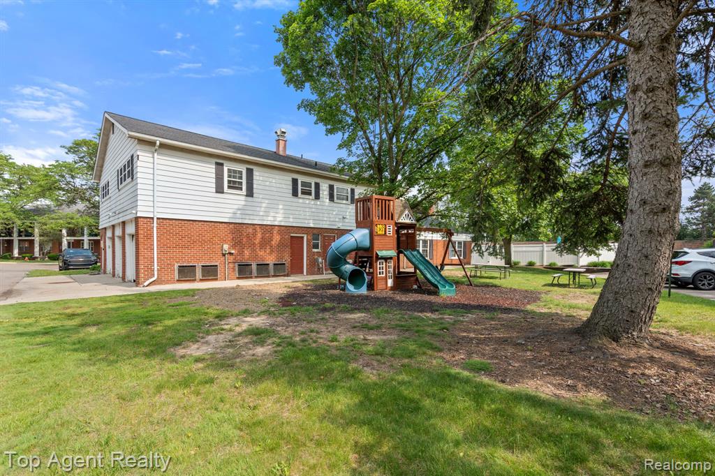 27557 W Echo Valley, 153, Farmington Hills, MI 48334 — Photo 29