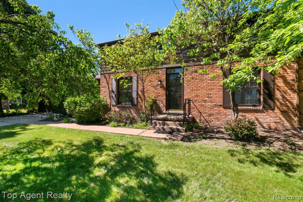 6525 Little Turkey Run, Utica, MI 48317 — Photo 39