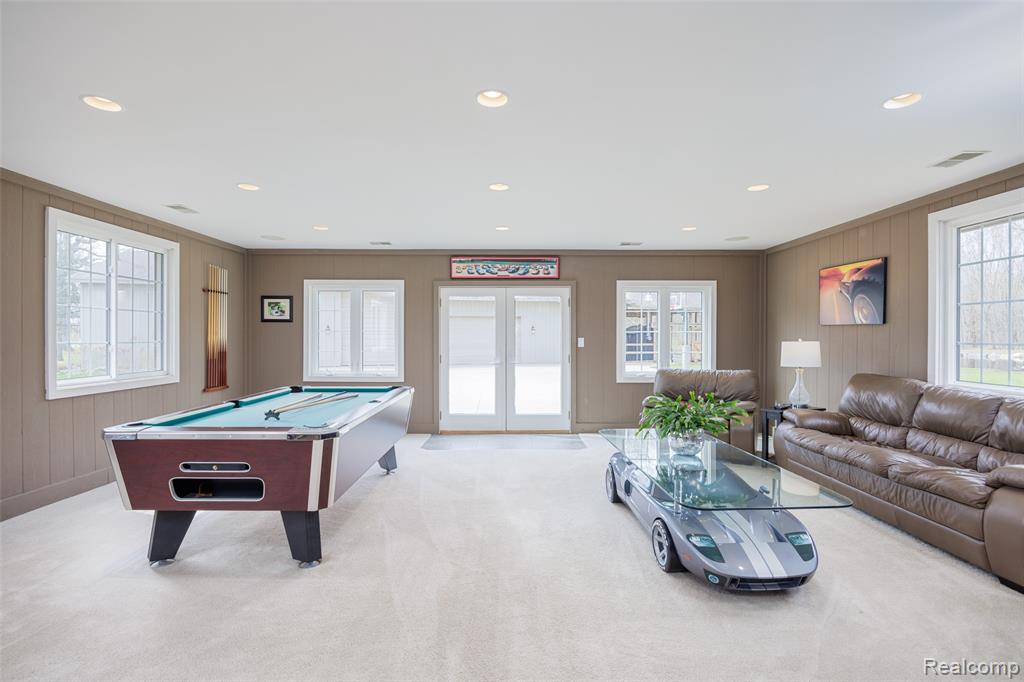 9247 Schrepfer Road, Howell, MI 48855 — Photo 15