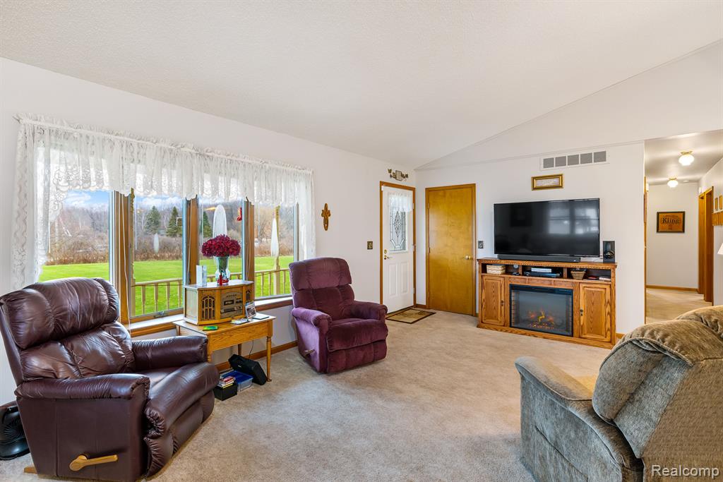 1411 Fox Road, Wales, MI — Photo 11