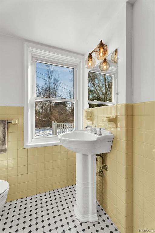 650 Wattles Road, Bloomfield Hills, MI 48304 — Photo 32