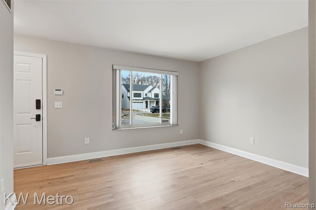 502 Girard Avenue, Royal Oak, MI 48073 — Photo 3